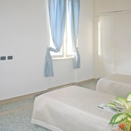 Milano By Interhome Lejlighed